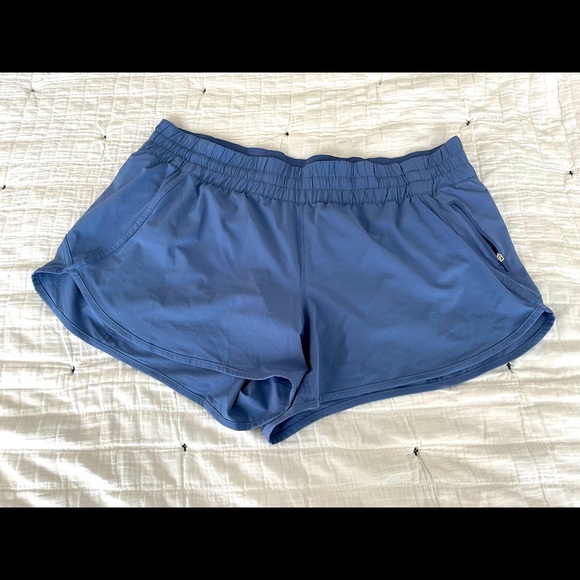 lululemon athletica Pants - Lululemon Tracker Mid-rise short 4” in water drop